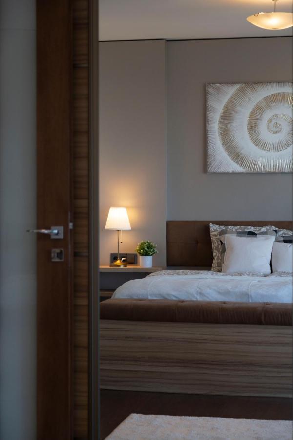 Luxury Residence With A Beautiful View For The Danube River ブダペスト エクステリア 写真