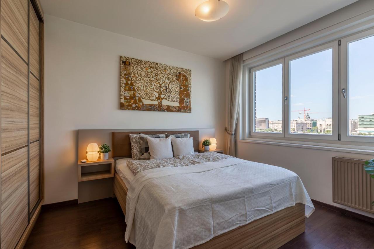 Luxury Residence With A Beautiful View For The Danube River ブダペスト エクステリア 写真